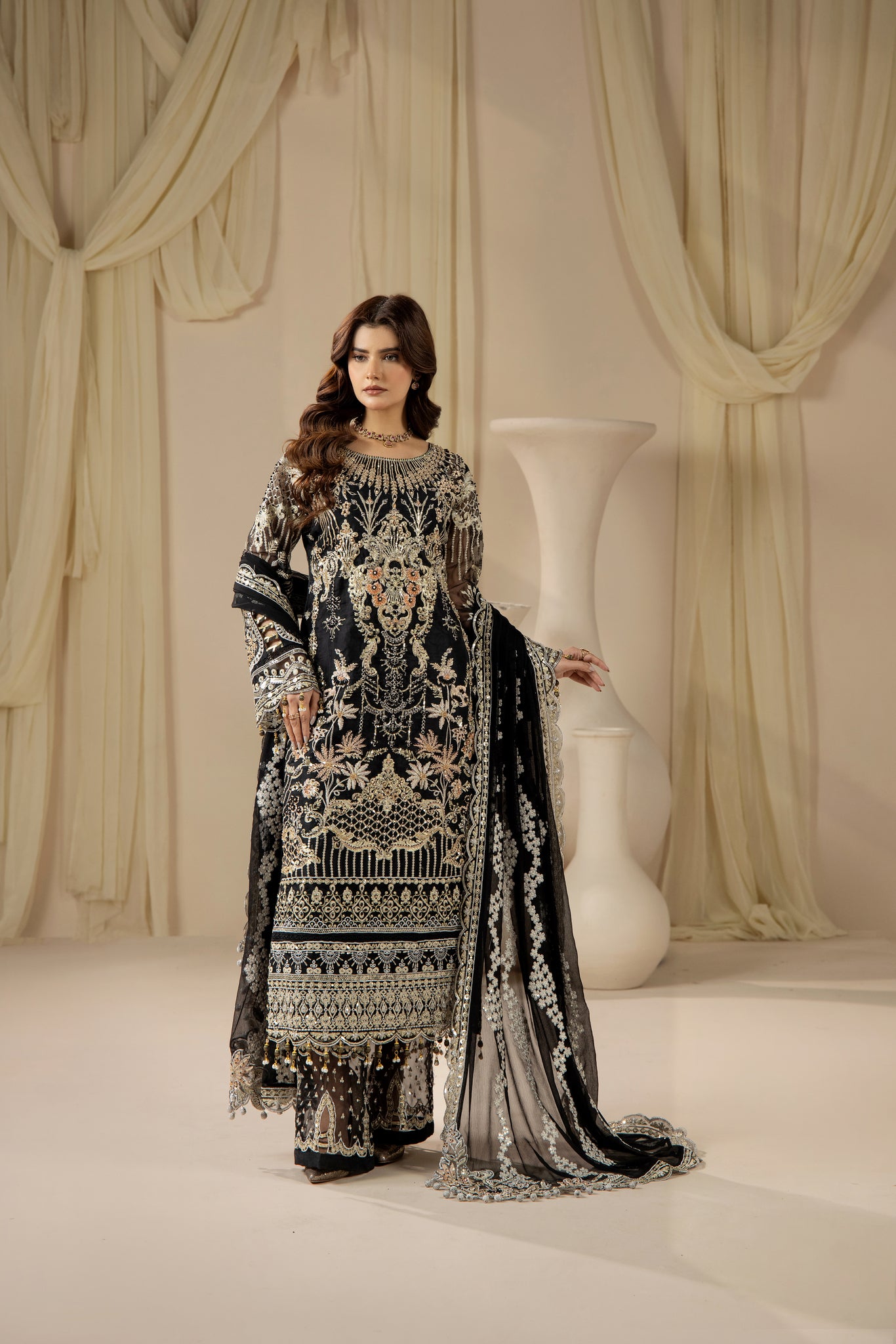 Ebony Silver Classic