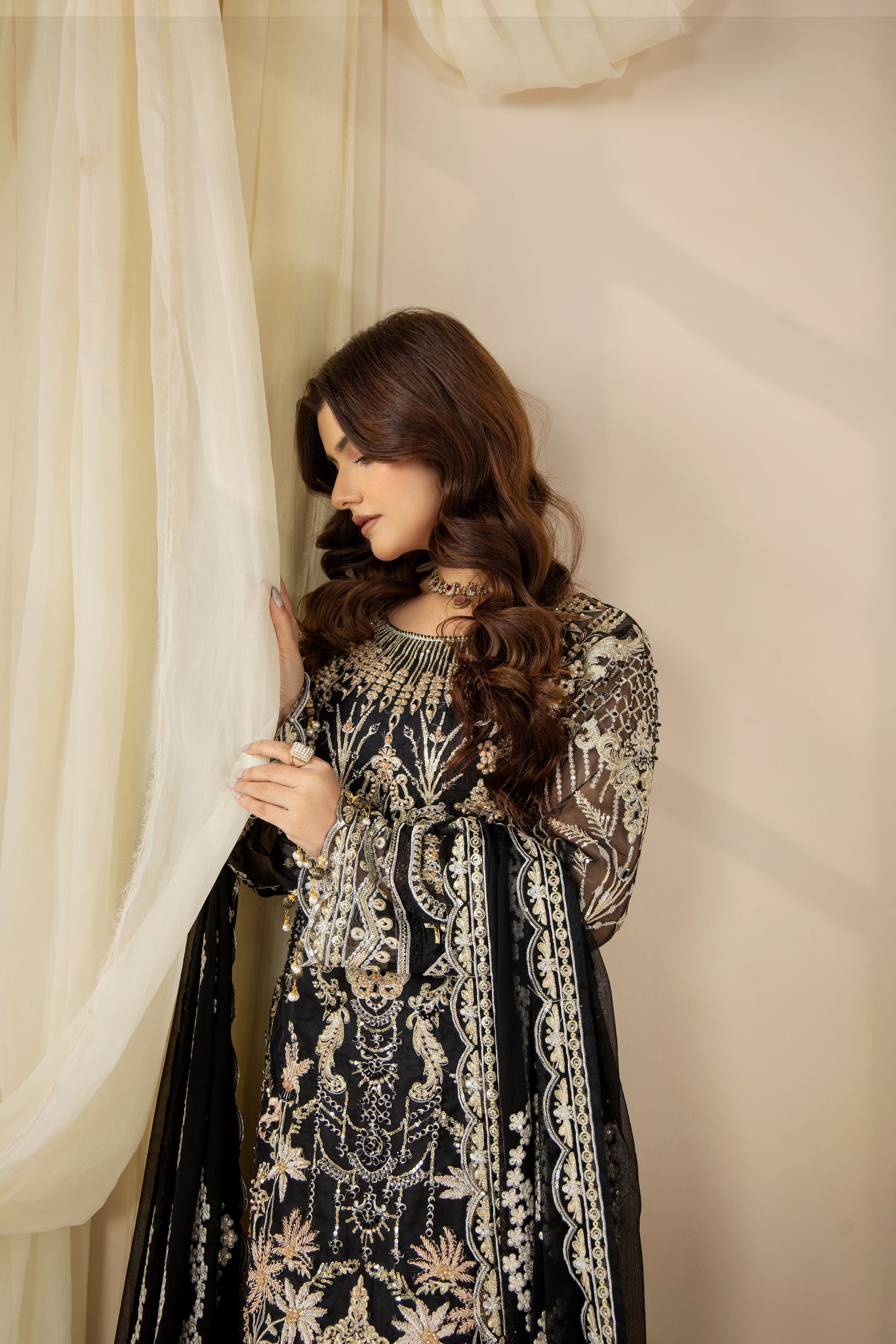 Ebony Silver Classic