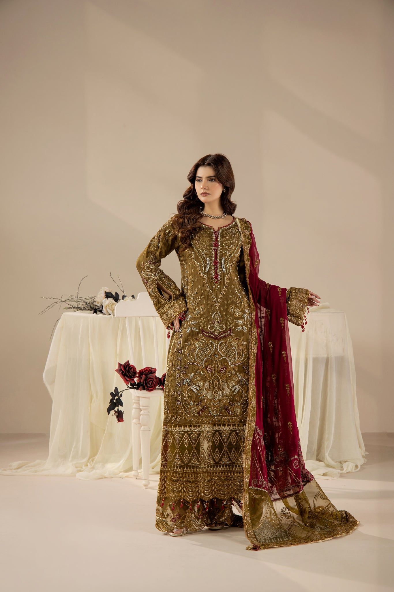 Antique Olive Majesty