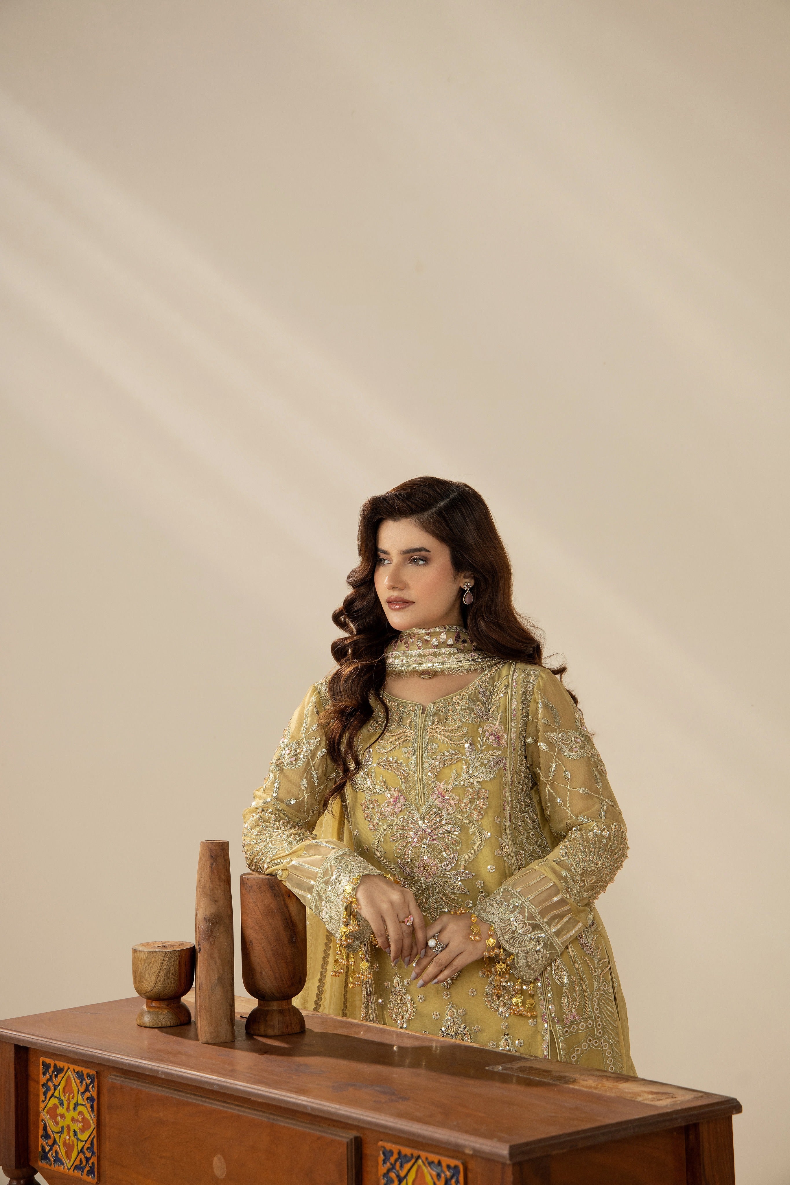 Opulent Gold Harmony