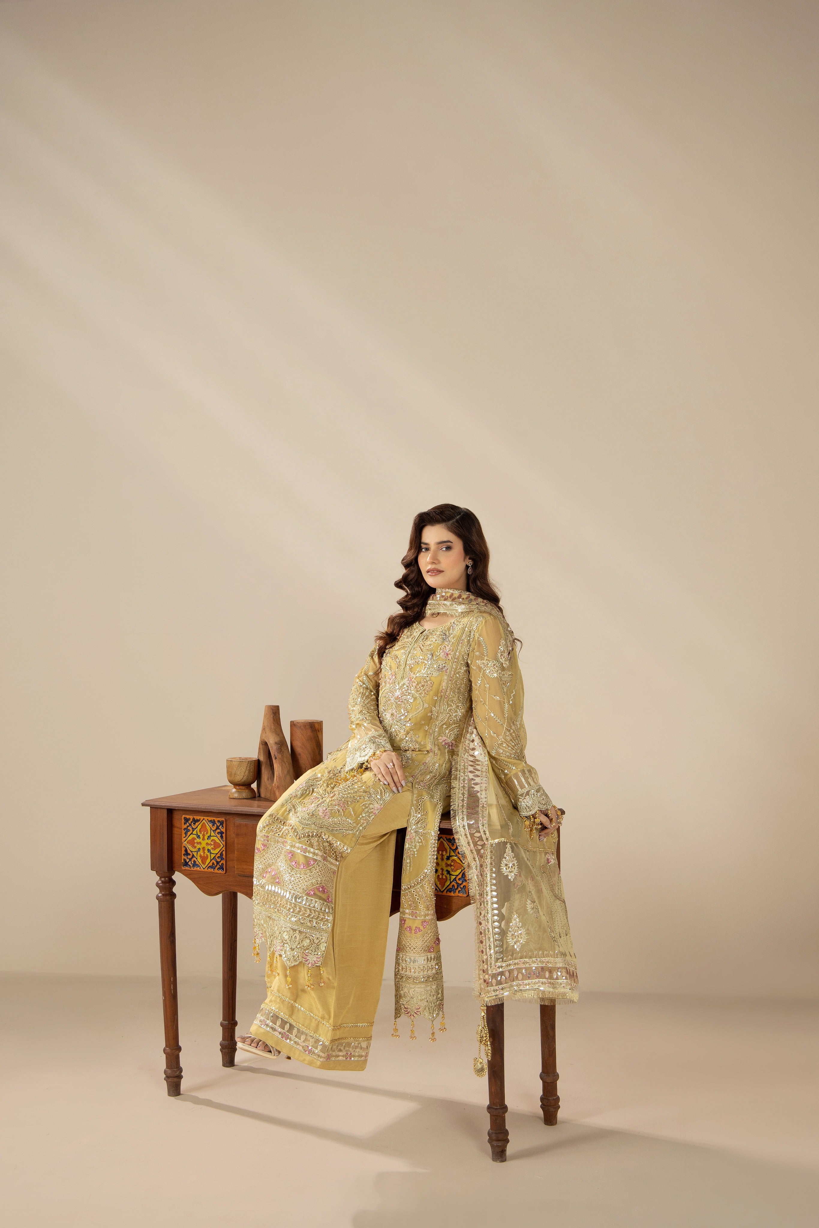 Opulent Gold Harmony